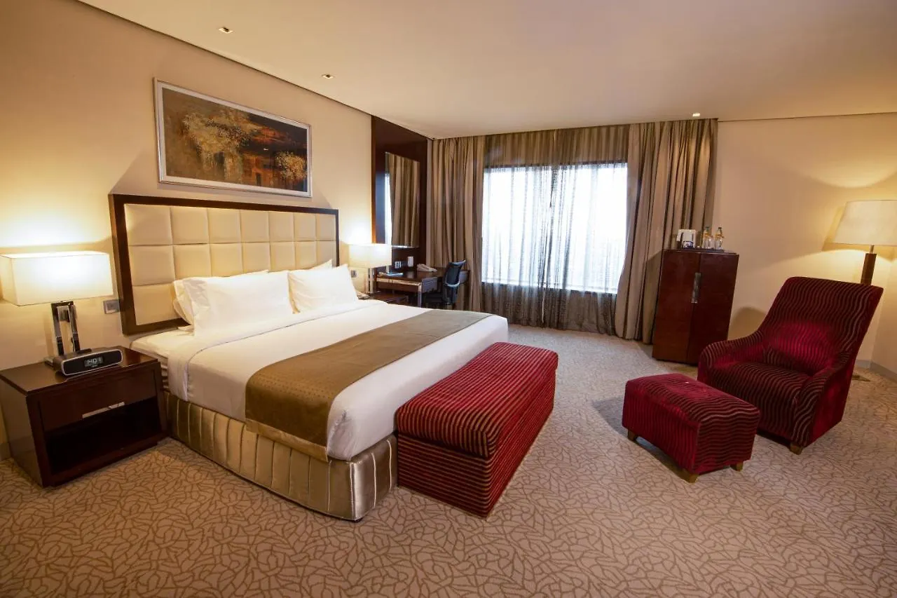 Holiday Inn Cochin By Ihg Kochi 5*,  India