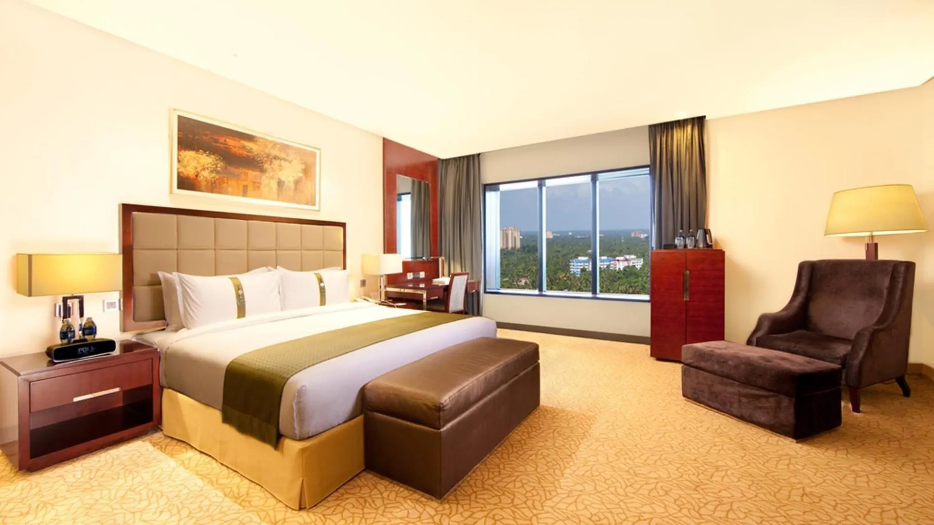 Holiday Inn Cochin By Ihg Kochi Hotel