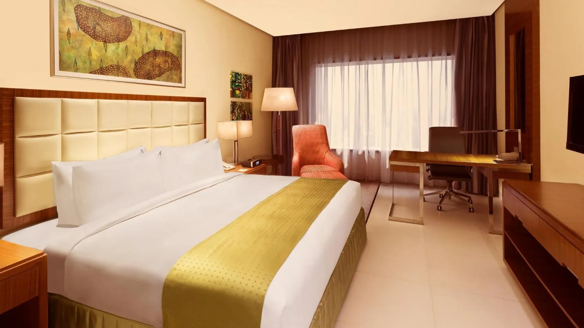 Holiday Inn Cochin By Ihg Kochi 5*,  India
