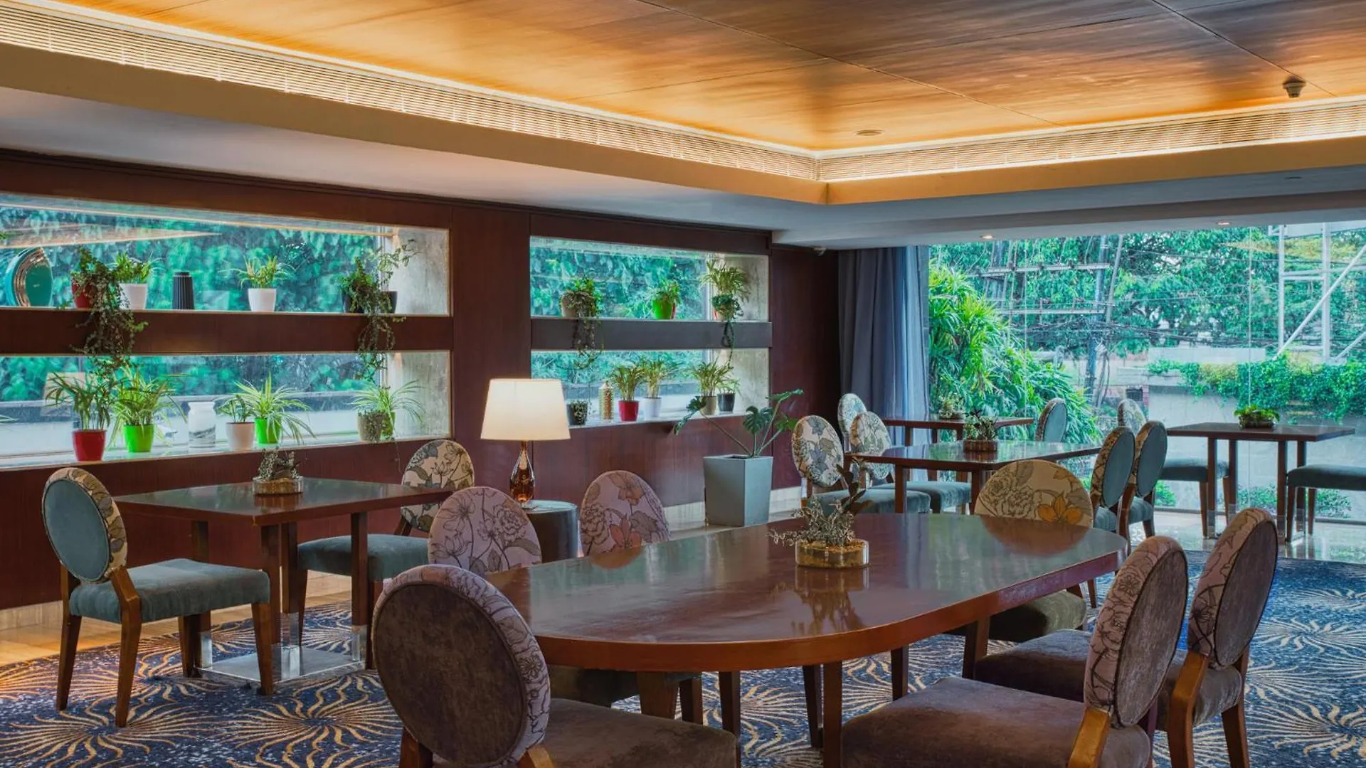 Holiday Inn Cochin By Ihg Kochi Hotel