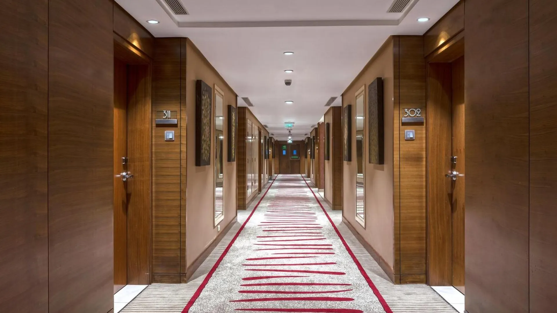 Hotel Holiday Inn Cochin By Ihg Kochi