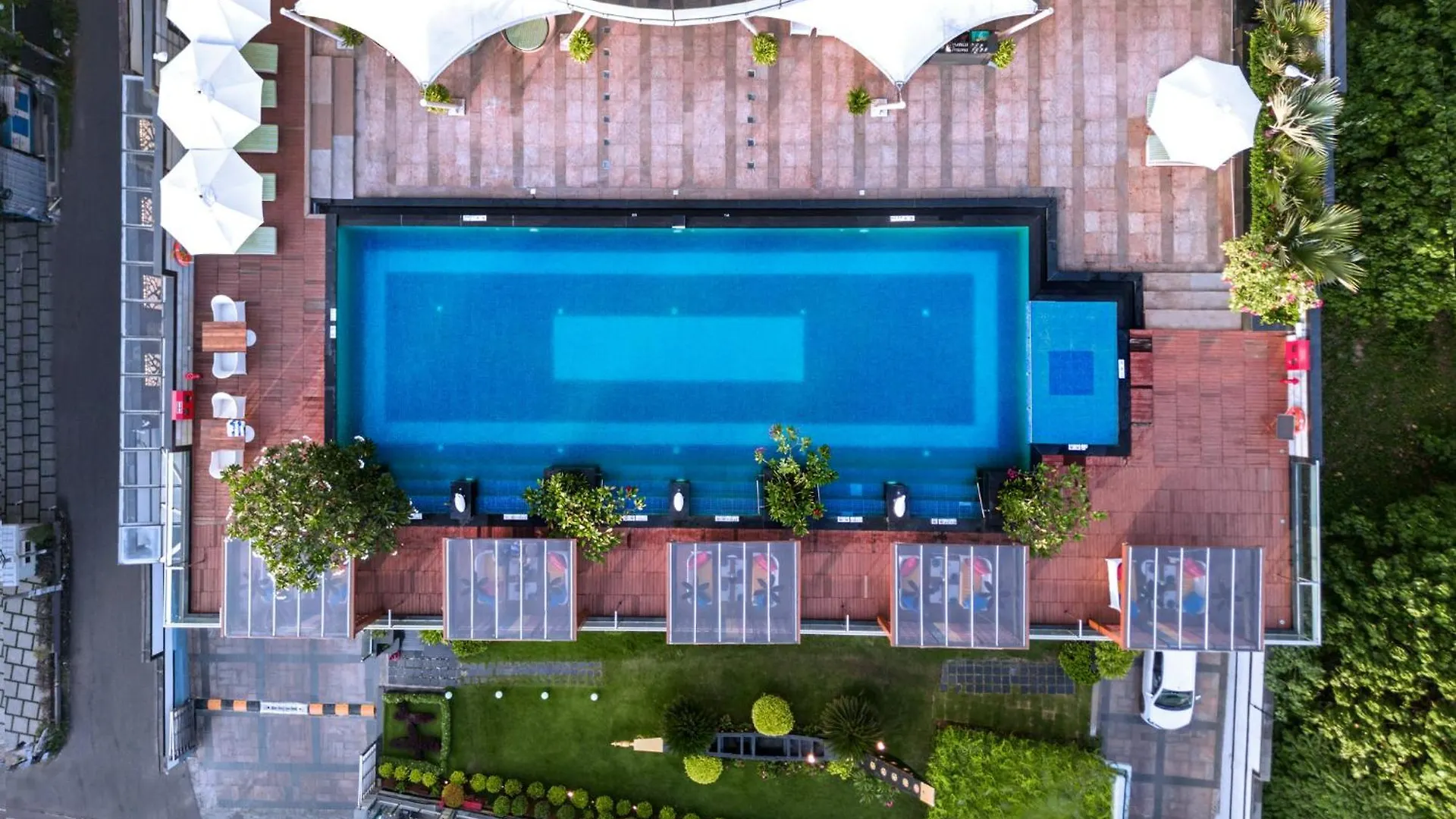 Holiday Inn Cochin By Ihg Kochi 5*,